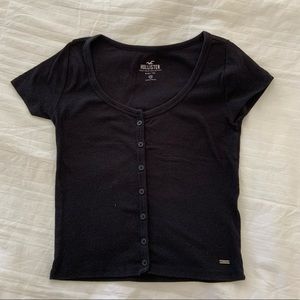 hollister black button baby tee